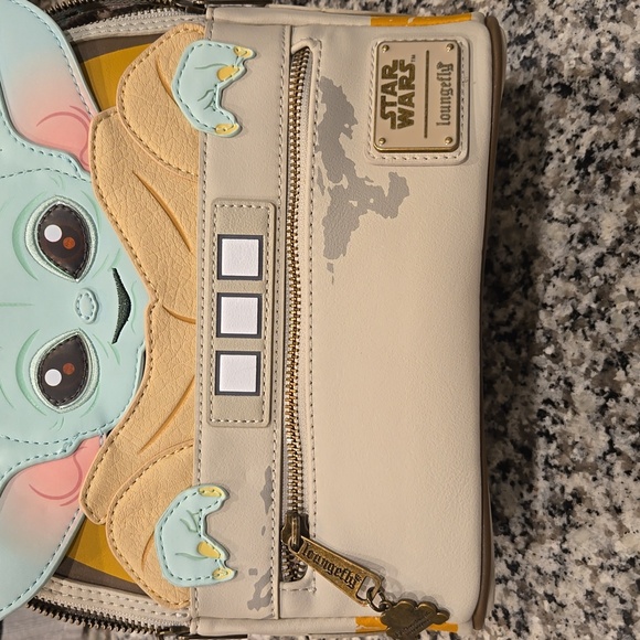LOUNGEFLY BABY YODA GROGU BACKPACK. THE MANDALORIAN. - Picture 6 of 6
